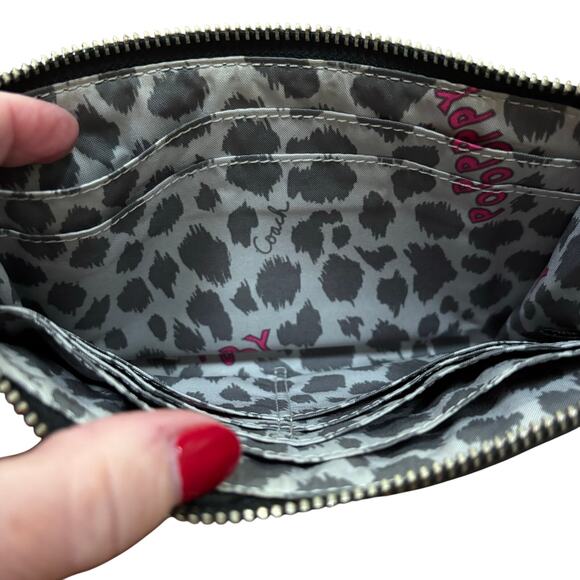 Coach Poppy Wristlet black pebbled & patent leather purse wallet clutch top zip - Picture 8 of 11